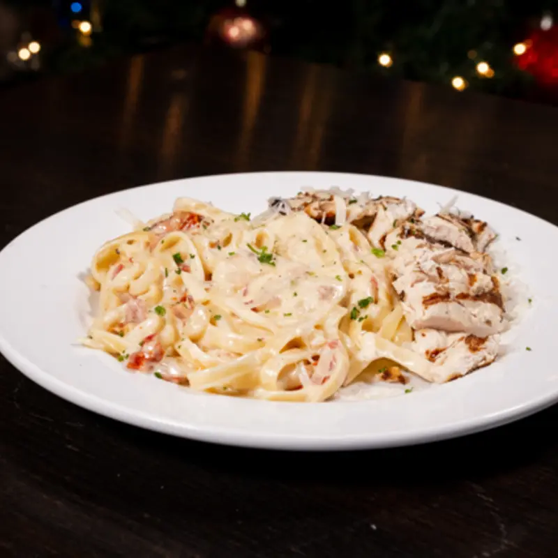 Creamy Chicken Bacon Pasta