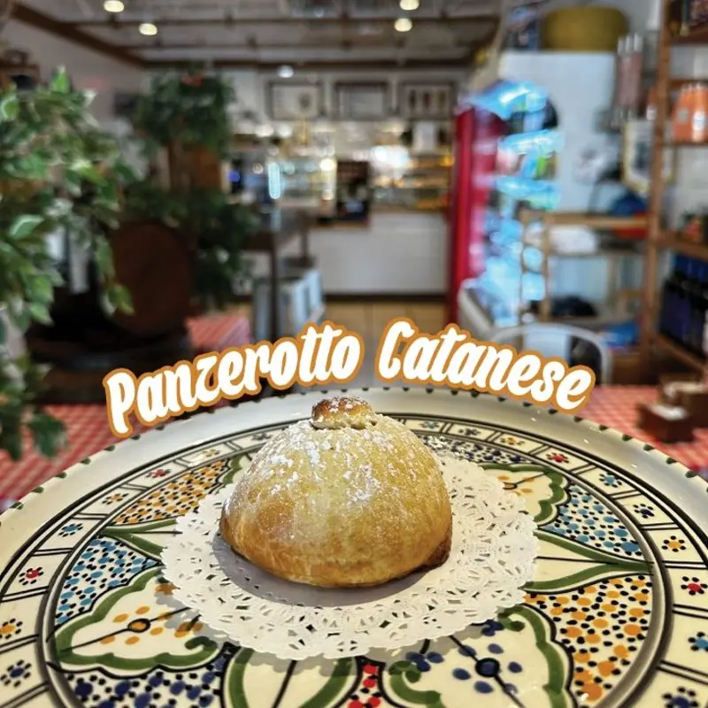 Pasta Frolla with an Hearth of Custard Cream