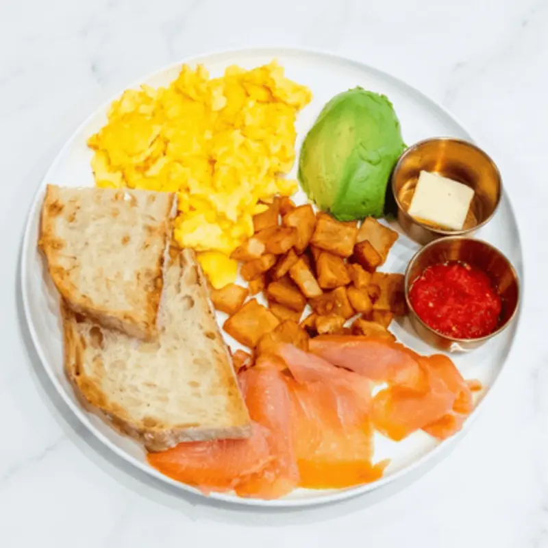 Salmon Breakfast at CalaMillor Gourmet Experience | Toast
