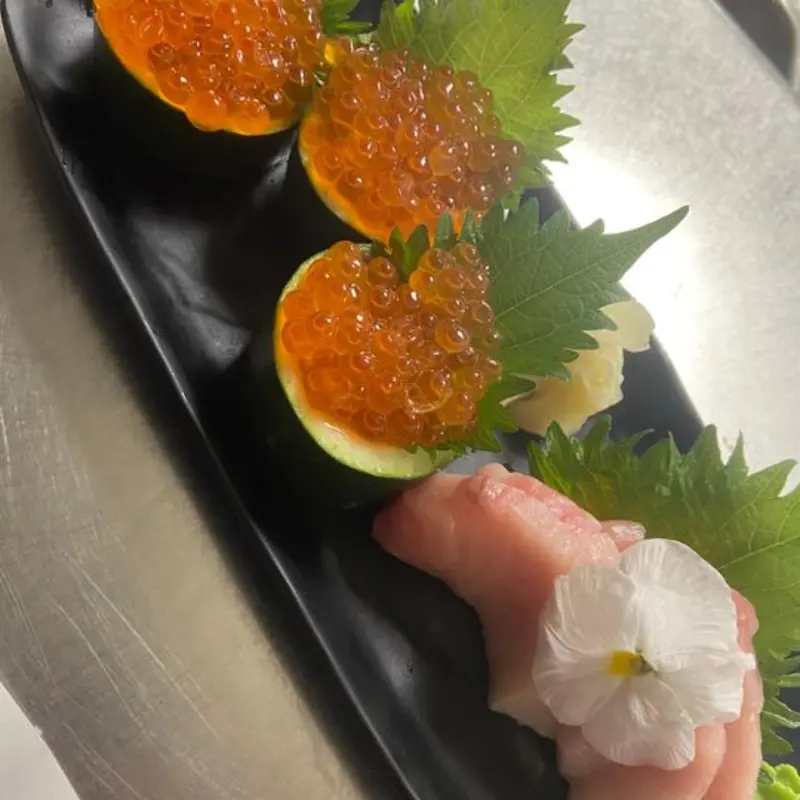 Ikura Sashimi