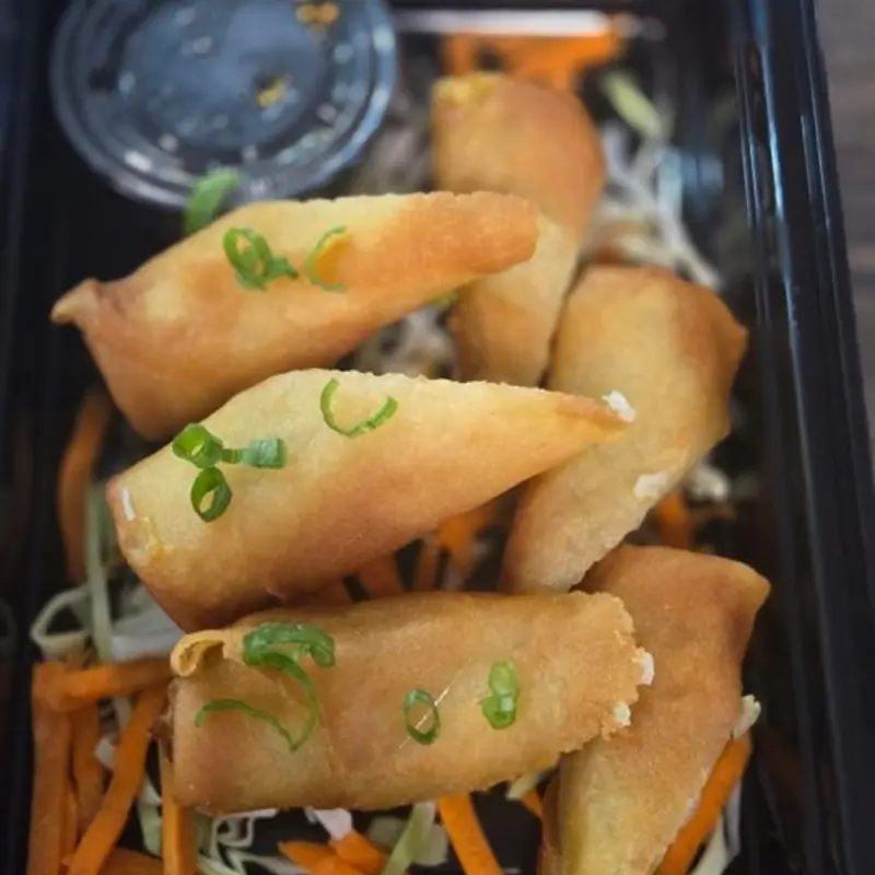 Bei Egg Roll (3 PCS)