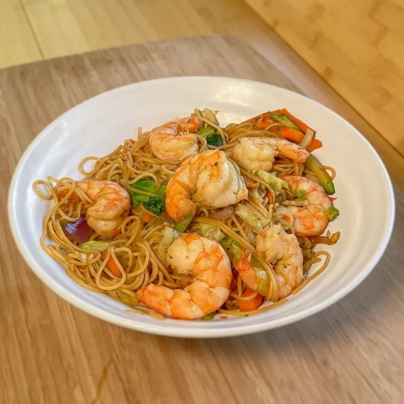 Shrimp Yakisoba at Sushi Madre - Saunders | Toast