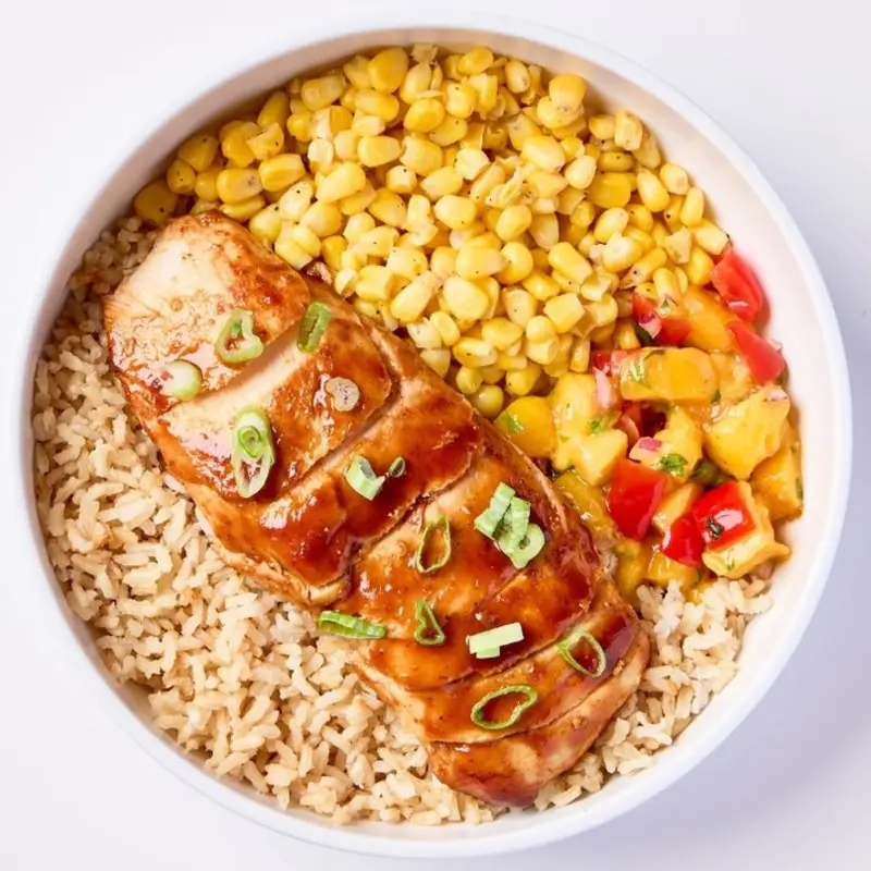 PROTEIN BOWL - BBQ CHICKEN at Sproutz - Brickell | Toast