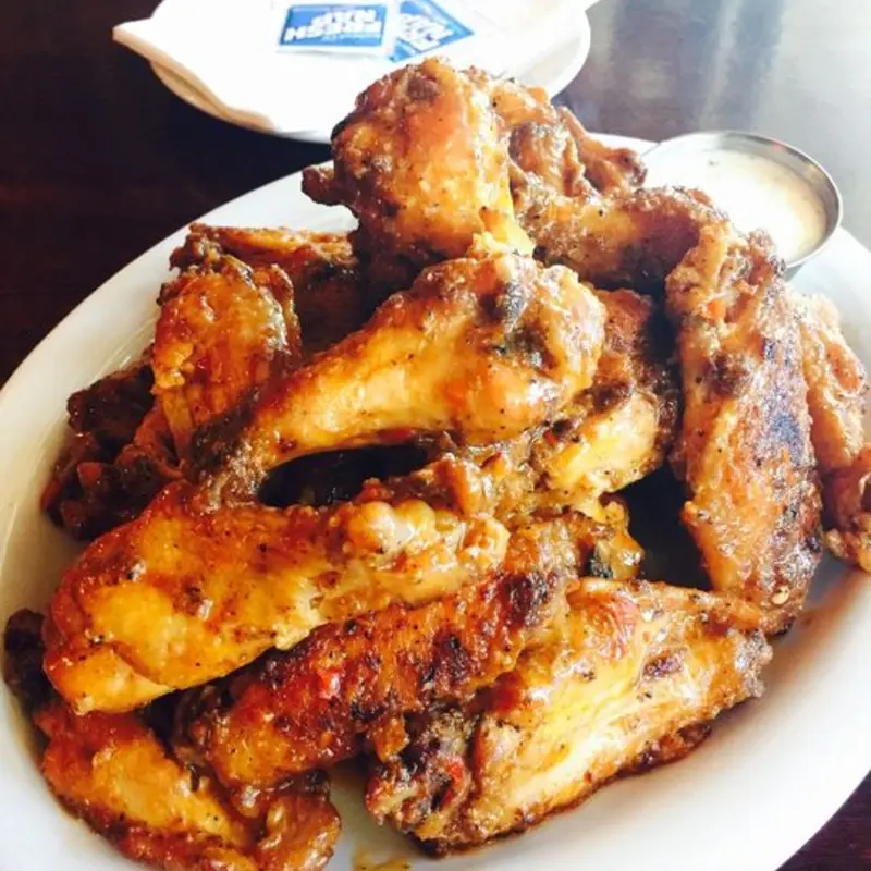 12 Baked Chicken Wings at Streets of New York #2 | Toast