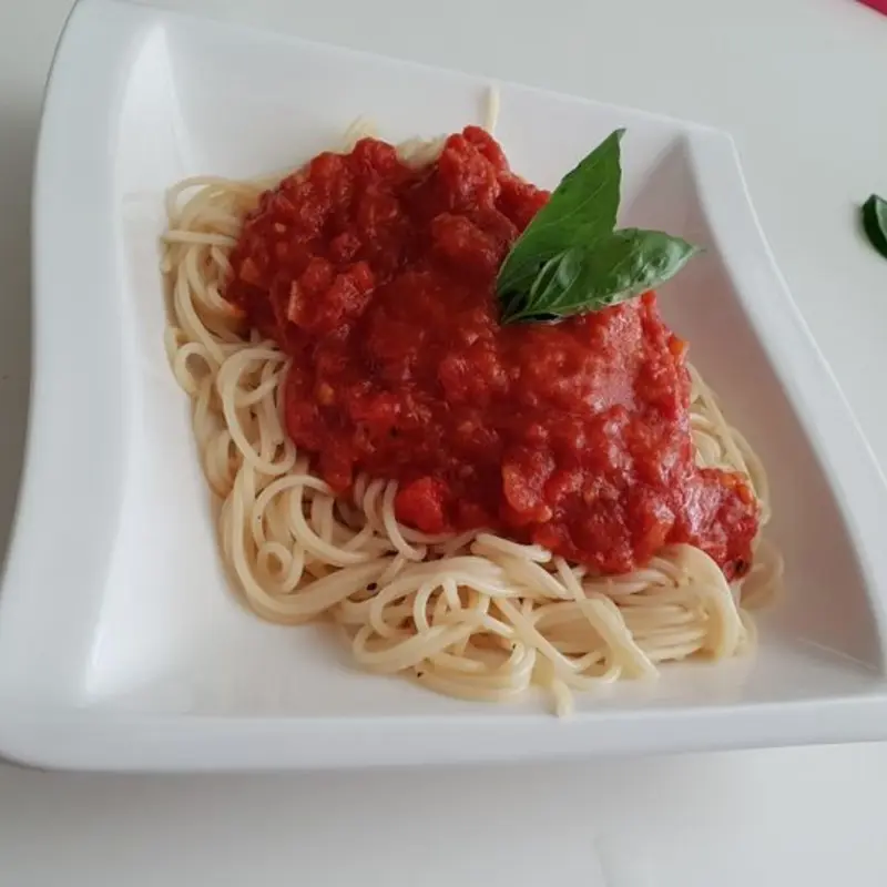 Kids Spaghetti & sauce