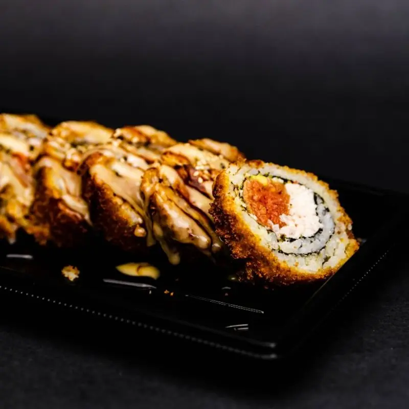 Panko battered, spicy tuna, crab mix, avocado, samurai sauce, eel sauce
