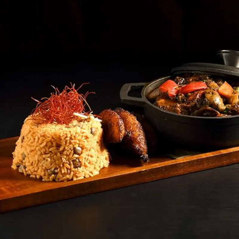 Oxtail (Rabo Encendido) - Lunch at Mamajuana Cafe | Toast