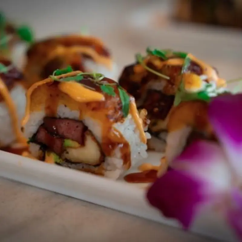 Tres Golpes Roll