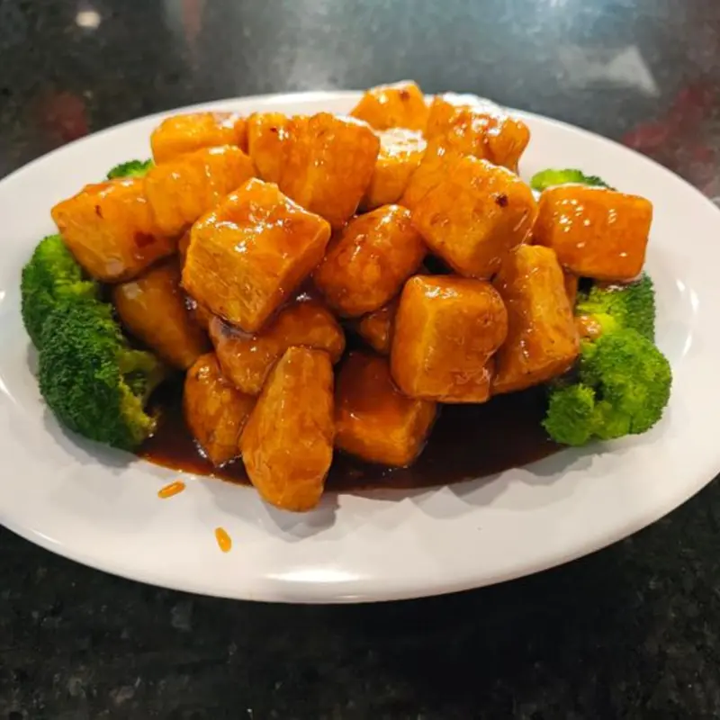 SD1. General Tso Tofu at Sunset Lotus 514 N Franklin St Unit 105