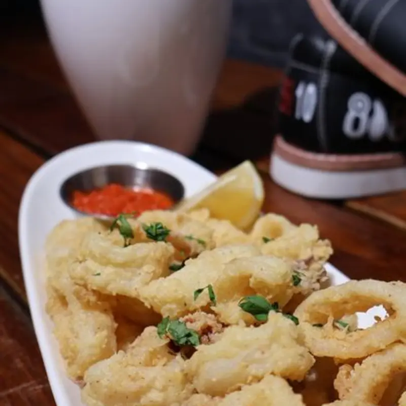 Crispy Calamari at 810 Entertainment - Phoenix 50 W Jefferson St