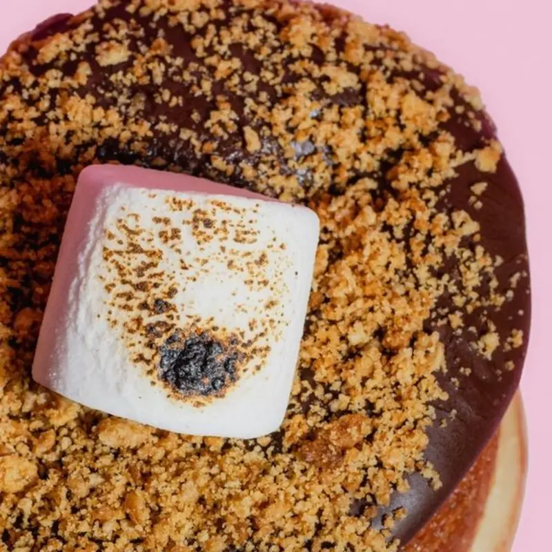 S'mores at Creampuff Donuts