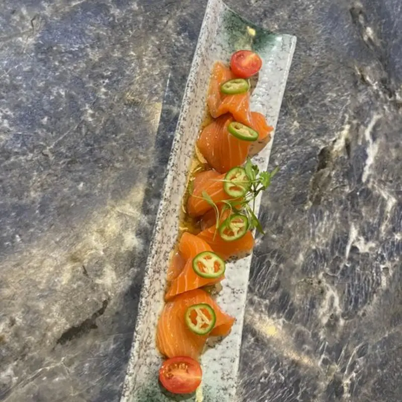 Salmon carpaccio