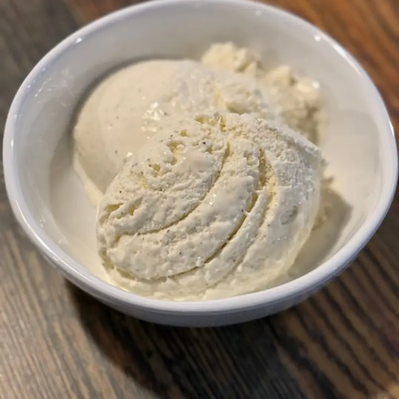 Vanilla Ice Cream at Players Grille - Brooklyn