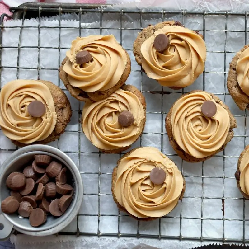 Peanut Butter Cup Mini Over The Top at Cookie Fix San Marco