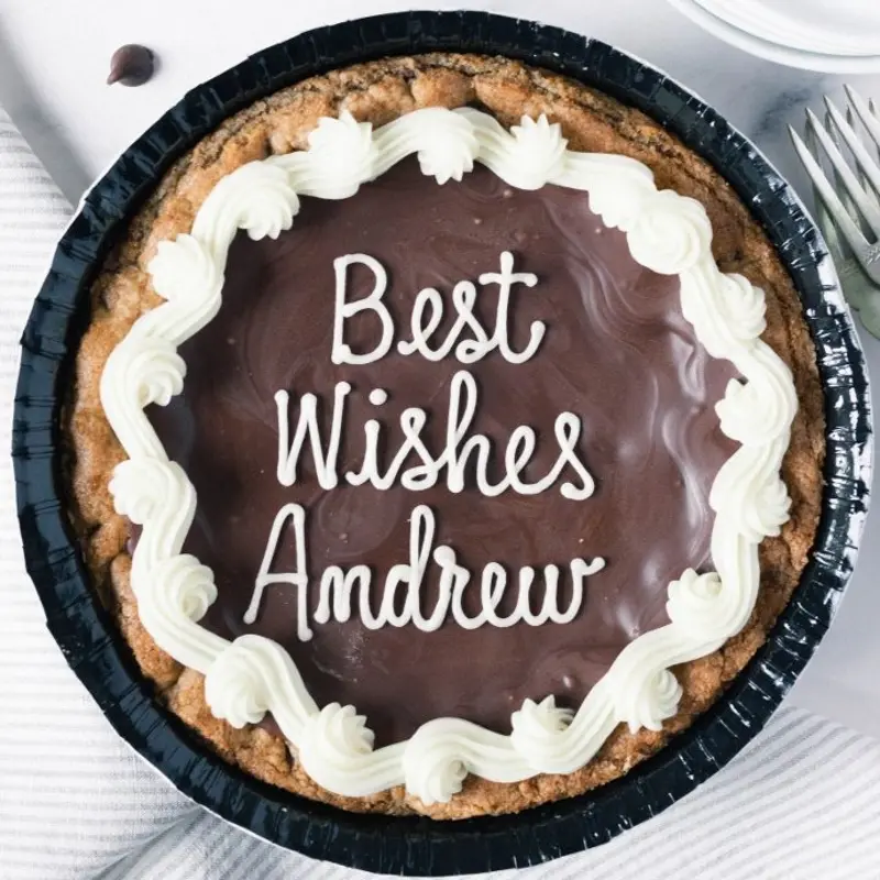Small Cookie Cake at Cookie Fix San Marco
