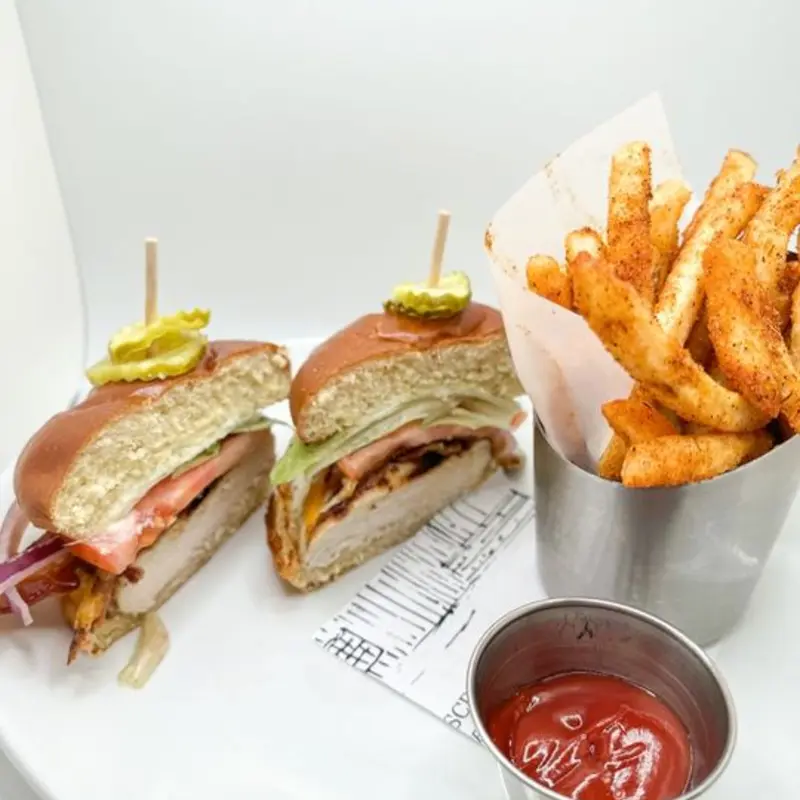 Grilled Chicken Club at Vic's River Grill 19 East River St.