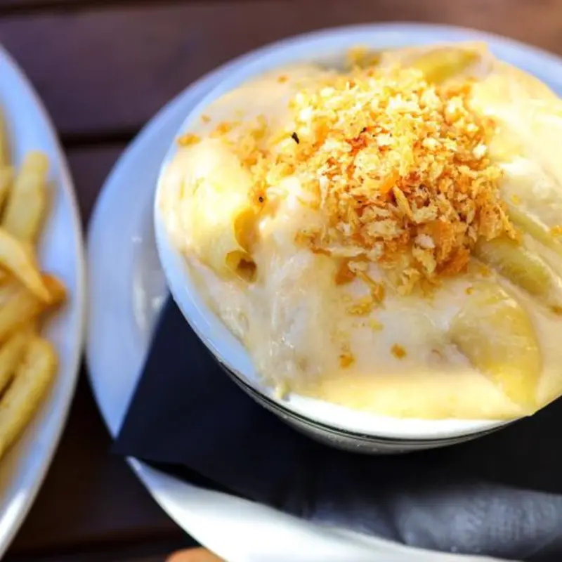Vintage Mac n Cheese at Little Duck Diner 150 West Saint Julian Street
