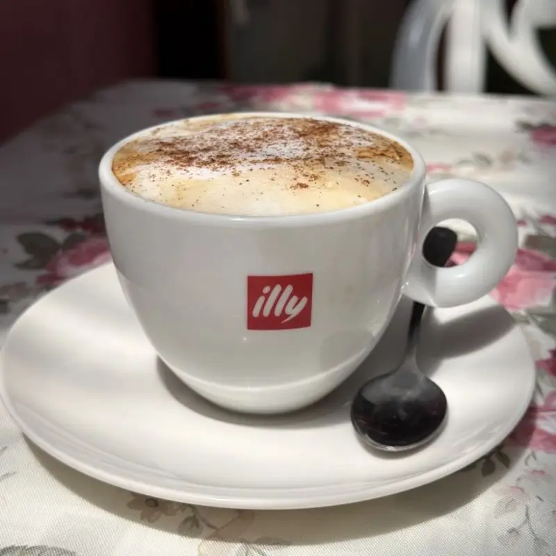 Cappuccino at Antique At 112