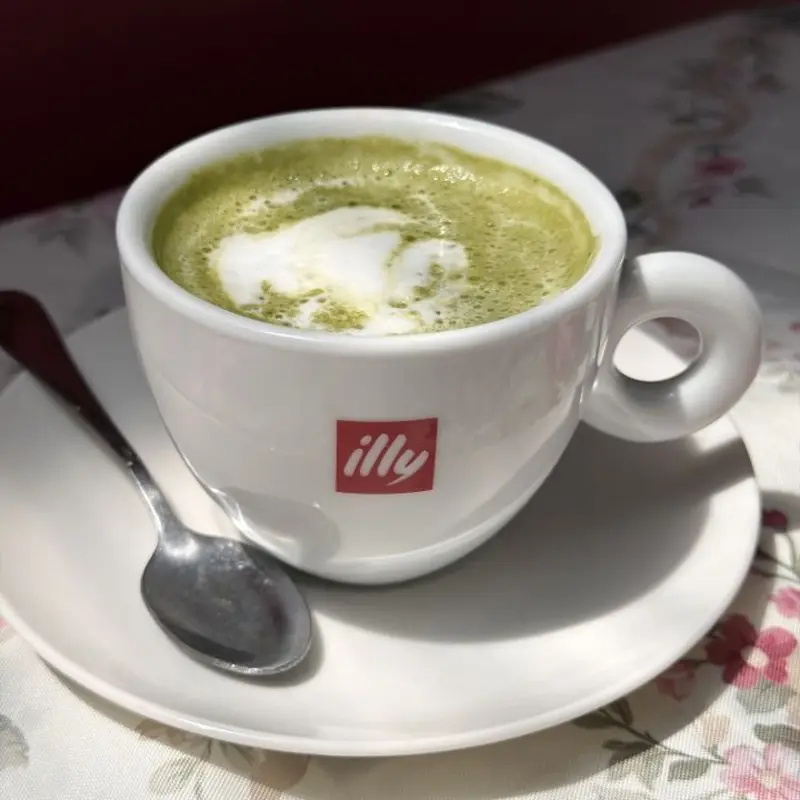 Matcha Latte at Antique At 112