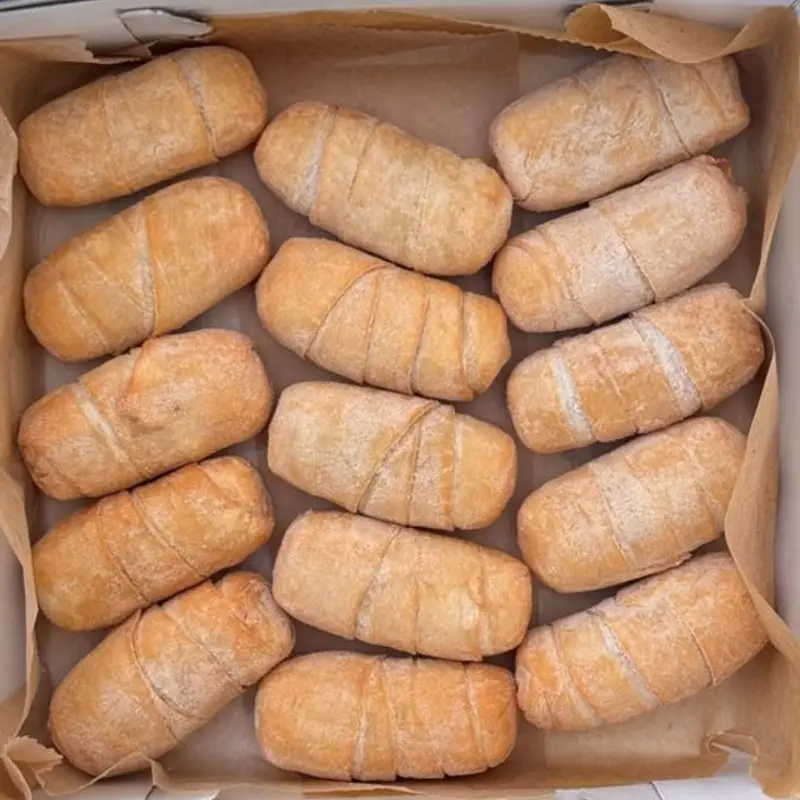 PROMO MARTES COMPRA 10 TEQUEÑOS Y TE LLEVAS 5 GRATIS at Pastelitos Chips Smith St