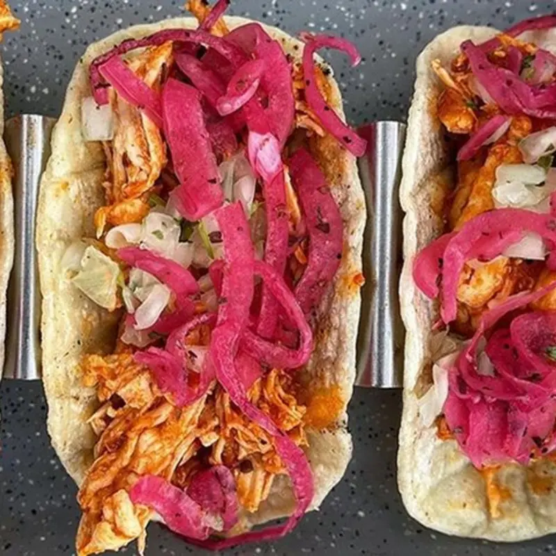 CHICKEN TINGA - TACOS