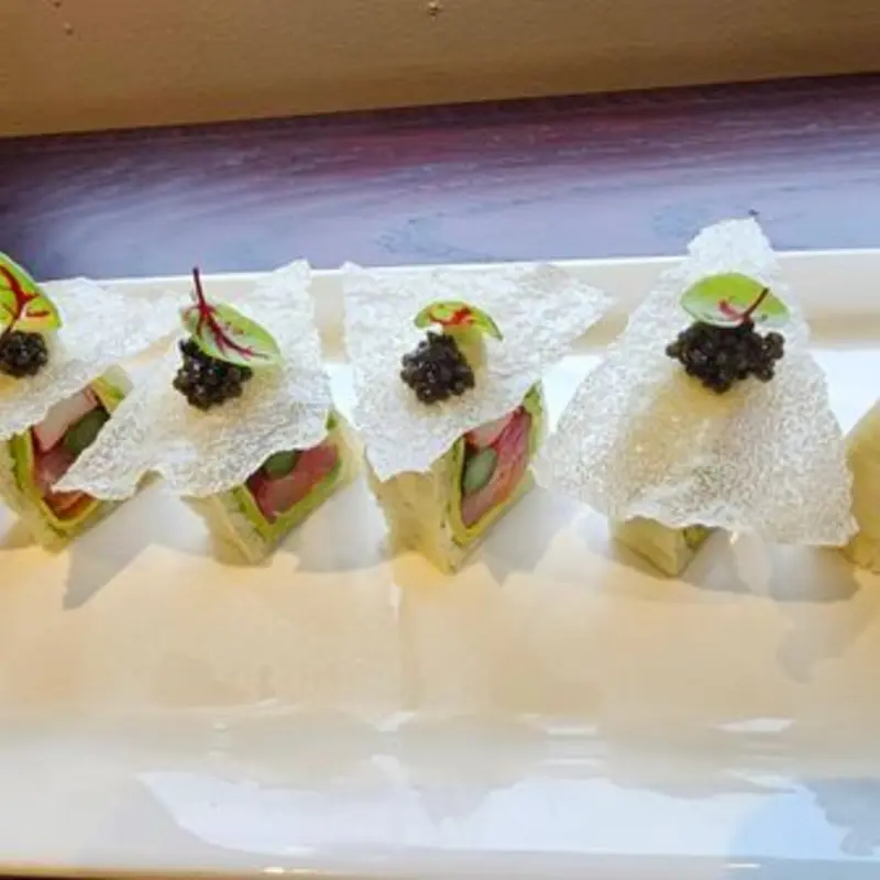 Hinoki White Roll