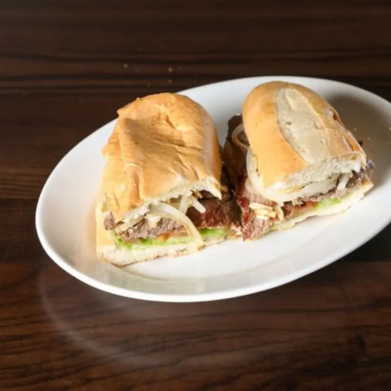 PAN CON BISTEC at MR. SABOR