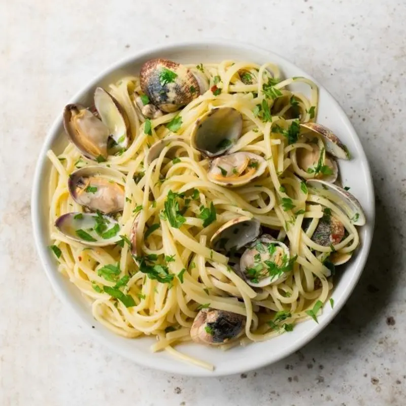 Linguini & Clams at Bottagra Restaurant & Bar 80 Wagaraw Rd