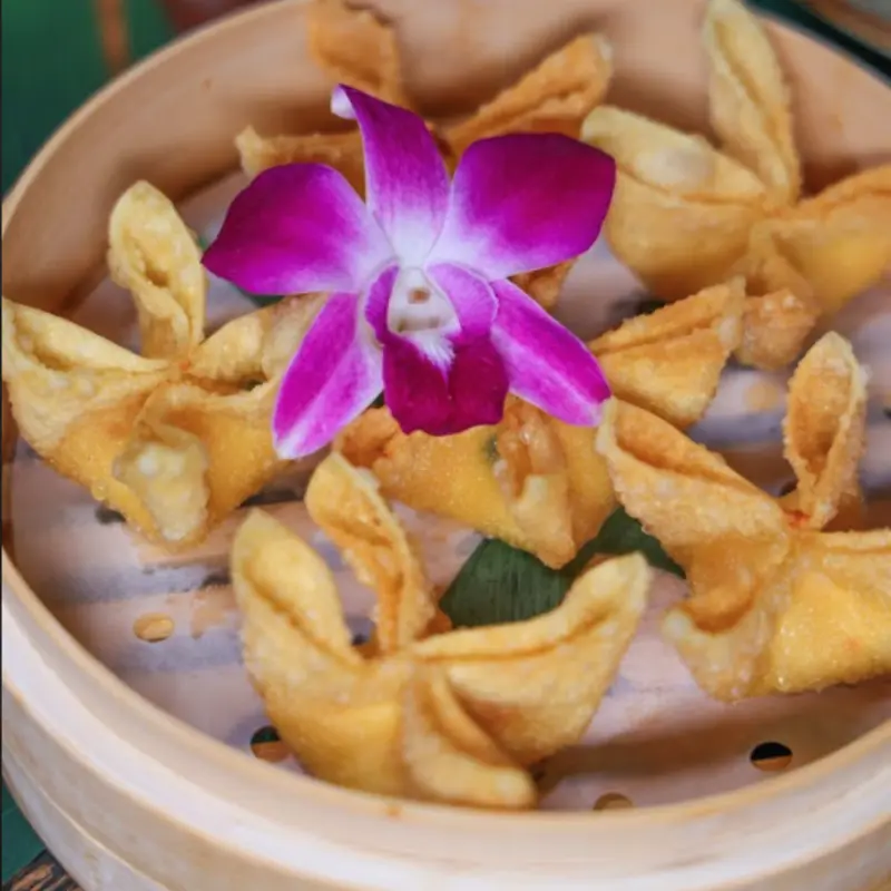 Lobster & Shrimp Rangoon Lunch (4)