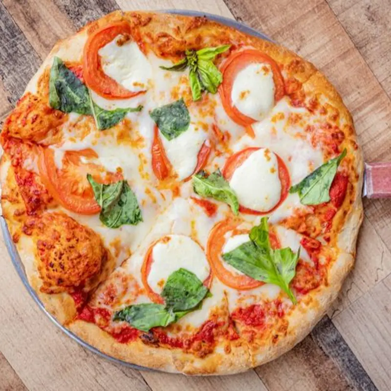 10in Regina Margherita Pizza at Taglia Fresh Italian