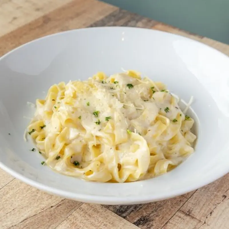 Fettuccine Alfredo at Taglia Fresh Italian