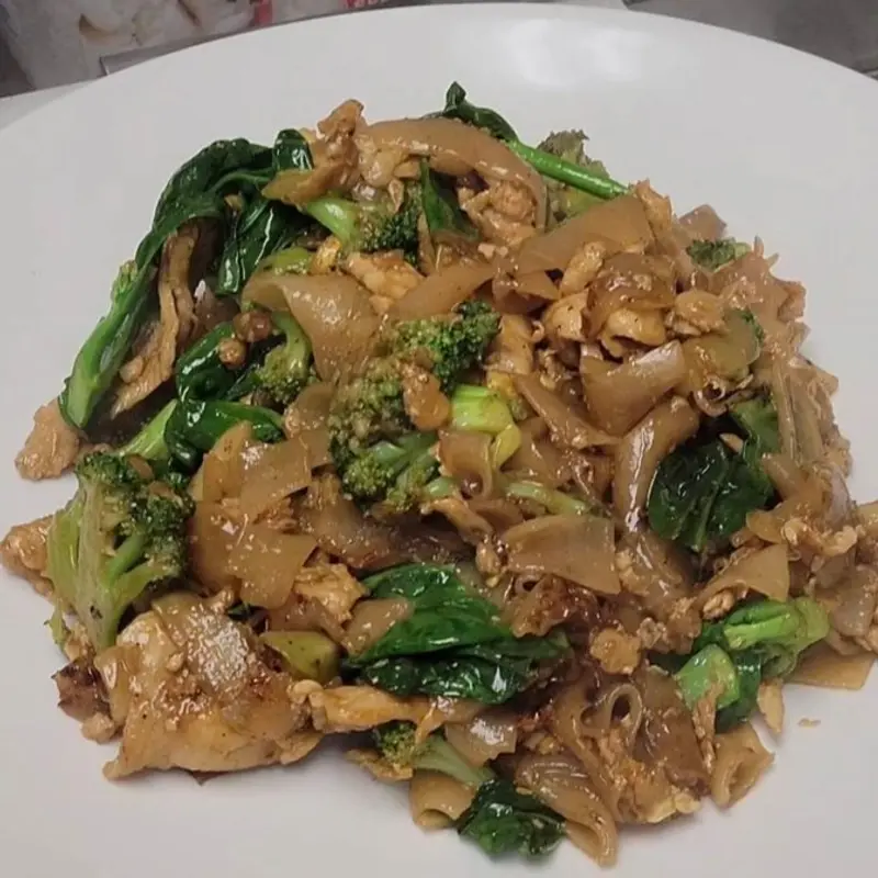 Pad Se-Eew at Garden Thai - Galveston 216 Tremont St Galveston 77550