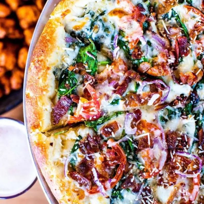Medium Popeye Pizza