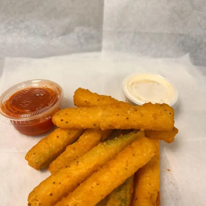 Zucchinni Sticks (8 Piece) at Luna Pizza