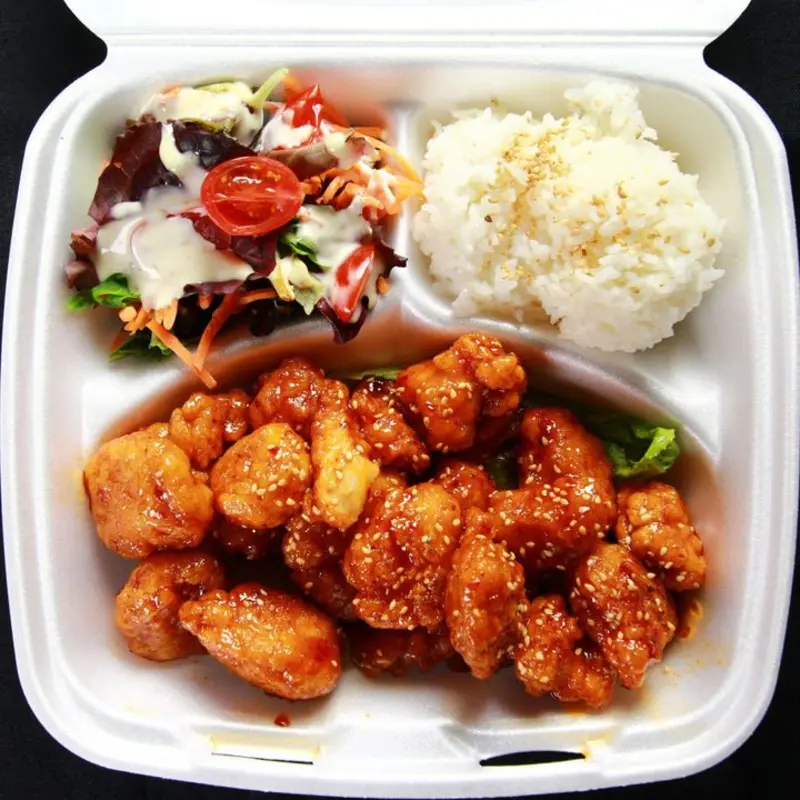 Thai Chili Chicken Plate at Akaihana Express 4339 West Glendale Avenue