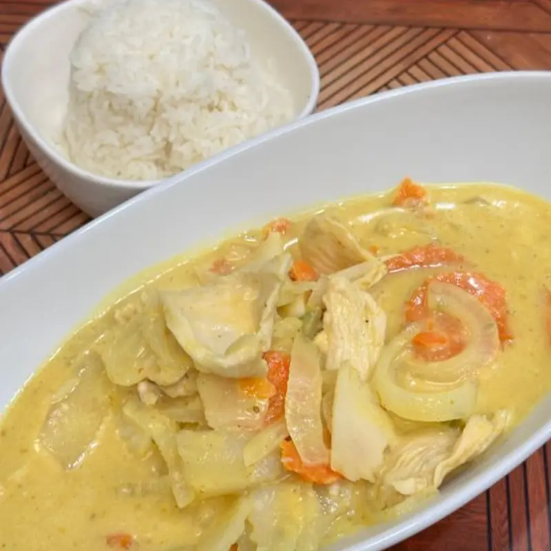 Yellow Curry at Royyim Thai Cuisine.