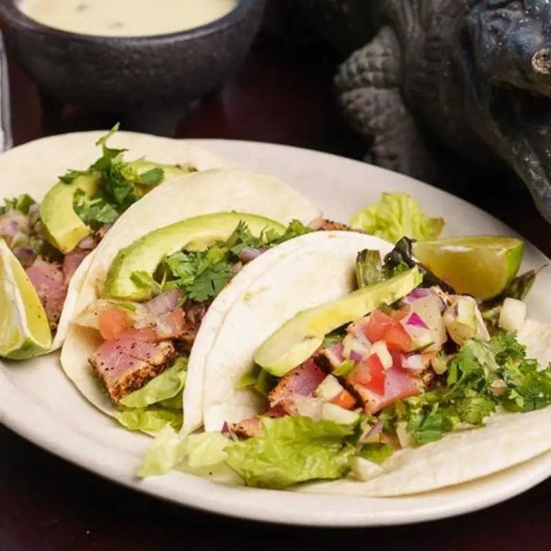 TUNA TACO TRIO