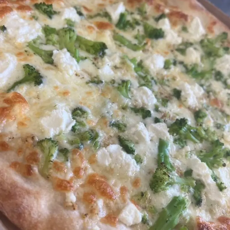 14" Primavera (White) Pizza at Peppino's Pizza & Pasta 3731 W University Ave