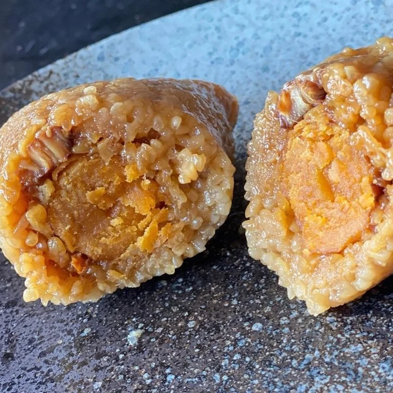 Zhongzi Sticky Rice with Pork & Salted Egg Yolk 上海蛋黃肉粽