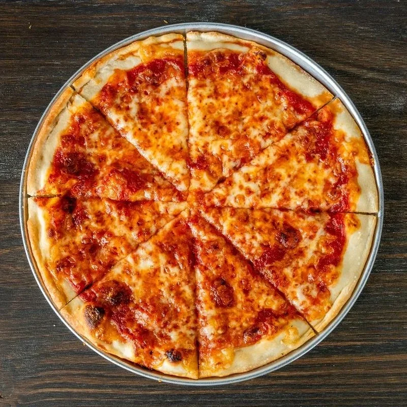 Plain Pie at Singas Famous Pizza